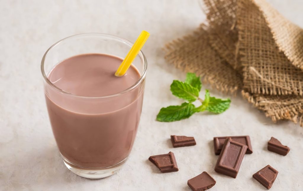 Chocolate_Milk_A_Superior_Choice_over_Other_Energy_Drinks_for_Optimal_Performance-transformed