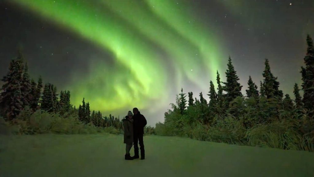 Embracing the Polar Night Barrow, Alaska's Mesmerizing 67 Days of Darkness