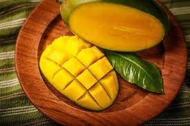 Exploring the Health Benefits of Mango Season - Golden Delights