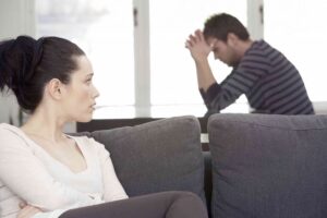 4 Things That Can Hurt Women the Most in a Relationship